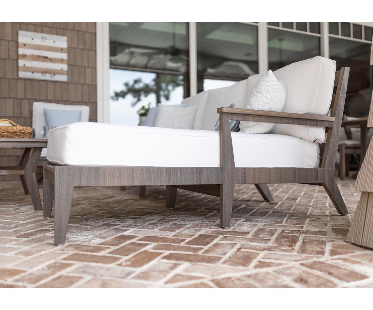 Mayhew Mayhew Chaise on the Terrace